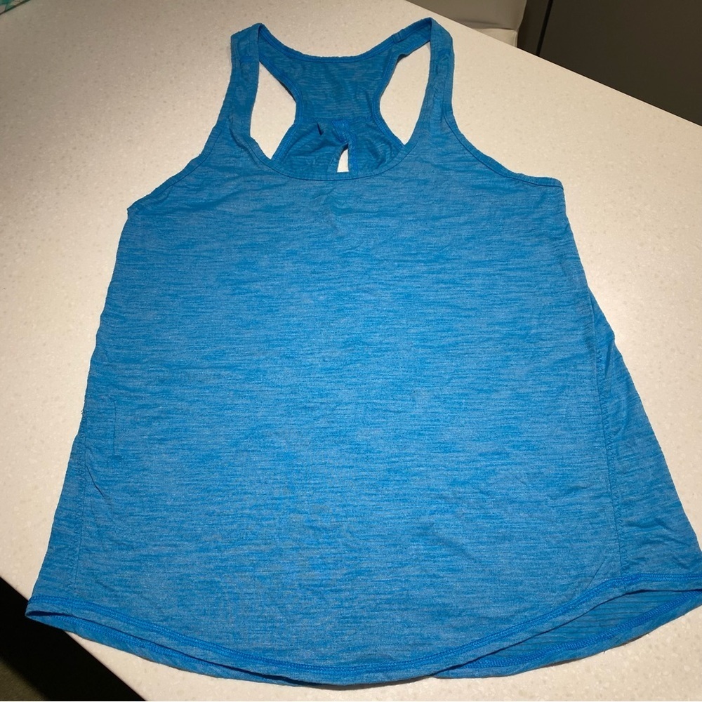 Athletic Lululemon tank in sky blue